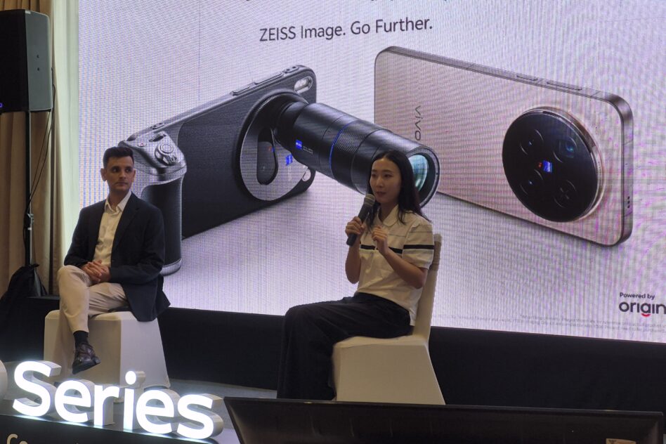 The vivo X300 series with ZEISS 200MP Telephoto and OriginOS 6 redefines the flagship standard