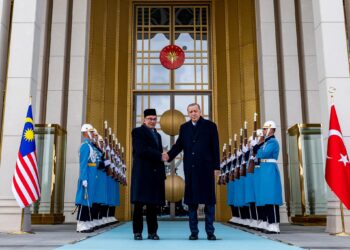 YAB Perdana Menteri, Dato’ Seri Anwar Ibrahim tiba di Turkiye Presidential Complex, Bestepe, untuk bertemu dengan Presiden Turkiye, Recep Tayyip Erdogan di Ankara, Turkiye, 15 Februari 2023. - SADIQ ASYRAF/Pejabat Perdana Menteri

NO SALES; NO ARCHIVE; RESTRICTED TO EDITORIAL USE ONLY. NOTE TO EDITORS: This photos may only be used for editorial reporting purposes for the contemporaneous illustration of events, things or the people in the image or facts mentioned in the caption. Reuse of the pictures may r
