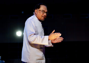 YAB Perdana Menteri, Dato’ Seri Anwar Ibrahim hadir pada Majlis Temu Anwar di Universiti Malaysia Kelantan (UMK) di Bachok pada 18 Jun 2023. - AFIQ HAMBALI/Pejabat Perdana Menteri

NO SALES; NO ARCHIVE; RESTRICTED TO EDITORIAL USE ONLY. NOTE TO EDITORS: This photos may only be used for editorial reporting purposes for the contemporaneous illustration of events, things or the people in the image or facts mentioned in the caption. Reuse of the pictures may require further permission. MANDATORY CREDIT - AFIQ