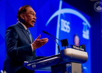 YAB Perdana Menteri, Dato' Seri Anwar Ibrahim, menyampaikan ucapan khas semasa Dialog Shangri-la 2025: Persidangan Keselamatan Asia di Singapura. 31 Mei 2025. IZZUDDIN ABD RADZAK/Pejabat Perdana Menteri. 

NO SALES; NO ARCHIVE; RESTRICTED TO EDITORIAL USE ONLY. NOTE TO EDITORS: This handout videos may only be used for editorial reporting purposes for the contemporaneous illustration of events, things or the people in the visual or facts mentioned in the caption. Reuse of the videos may require further permi