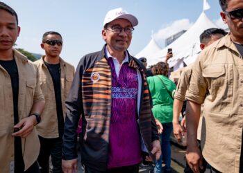YAB Perdana Menteri, Dato’ Seri Anwar Ibrahim hadir pada Majlis Pelancaran Sambutan November Bulan Keluarga Kebangsaan (BKK) 2023 di Dataran Putrajaya pada 4 November 2023. - AFIQ HAMBALI/Pejabat Perdana Menteri

NO SALES; NO ARCHIVE; RESTRICTED TO EDITORIAL USE ONLY. NOTE TO EDITORS: This photos may only be used for editorial reporting purposes for the contemporaneous illustration of events, things or the people in the image or facts mentioned in the caption. Reuse of the pictures may require further per