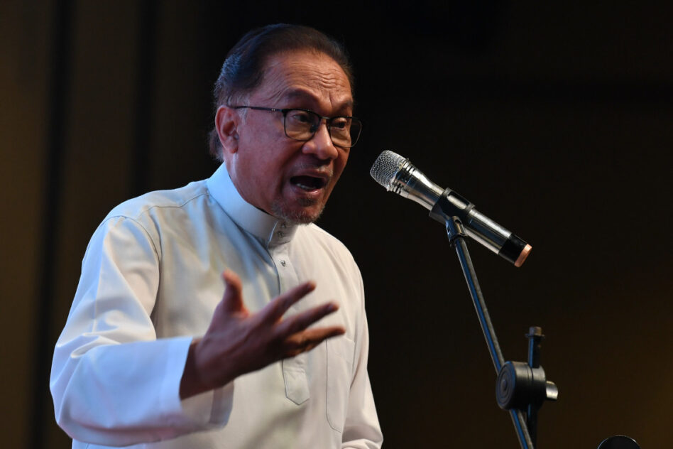 “When will I criticise Anwar Ibrahim? Yes, I will, when he is PM ...