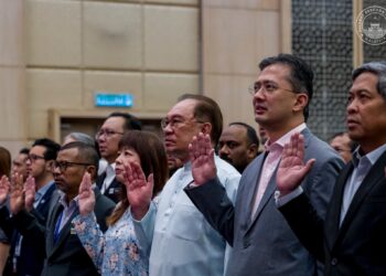 YAB Perdana Menteri, Dato' Seri Anwar Ibrahim, semasa Perhimpunan Kementerian Kewangan di Putrajaya. 20 Jun 2025. IZZUDDIN ABD RADZAK/Pejabat Perdana Menteri.

NO SALES; NO ARCHIVE; RESTRICTED TO EDITORIAL USE ONLY. NOTE TO EDITORS: This handout videos may only be used for editorial reporting purposes for the contemporaneous illustration of events, things or the people in the visual or facts mentioned in the caption. Reuse of the videos may require further permission. MANDATORY CREDIT - Izzuddin Abd Radzak/