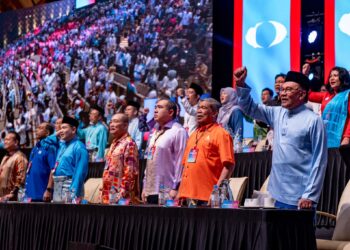 YAB Perdana Menteri, Dato’ Seri Anwar Ibrahim menyampaikan ucapan dasar Kongres Nasional Tahunan KEADILAN di Putrajaya International Convention Centre (PICC), 25 November, 2023. - SADIQ ASYRAF/Pejabat Perdana Menteri

NO SALES; NO ARCHIVE; RESTRICTED TO EDITORIAL USE ONLY. NOTE TO EDITORS: This photos may only be used for editorial reporting purposes for the contemporaneous illustration of events, things or the people in the image or facts mentioned in the caption. Reuse of the pictures may require furthe
