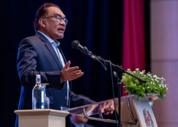 YAB Perdana Menteri, Dato’ Seri Anwar Ibrahim Majlis Perhimpunan Warga Kementerian Kewangan di Kementerian Kewangan, 13 Jun 2023. - SADIQ ASYRAF/Pejabat Perdana Menteri

NO SALES; NO ARCHIVE; RESTRICTED TO EDITORIAL USE ONLY. NOTE TO EDITORS: This photos may only be used for editorial reporting purposes for the contemporaneous illustration of events, things or the people in the image or facts mentioned in the caption. Reuse of the pictures may require further permission. MANDATORY CREDIT - SADIQ ASYRAF/Pr