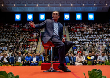 YAB Perdana Menteri, Dato’ Seri Anwar Ibrahim menghadiri Program Cakna Madani bersama Pelajar Tajaan JPA di Universiti Kebangsaan Malaysia (UKM), Bangi, 13 Jun 2023. - SADIQ ASYRAF/Pejabat Perdana Menteri

NO SALES; NO ARCHIVE; RESTRICTED TO EDITORIAL USE ONLY. NOTE TO EDITORS: This photos may only be used for editorial reporting purposes for the contemporaneous illustration of events, things or the people in the image or facts mentioned in the caption. Reuse of the pictures may require further permission