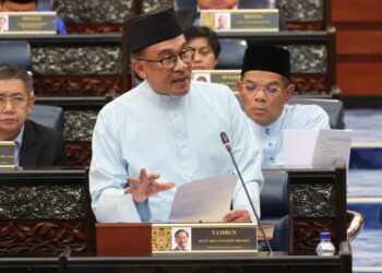 KUALA LUMPUR, 24 Feb -- Perdana Menteri merangkap Menteri Kewangan Datuk Seri Anwar Ibrahim ketika membentangkan Belanjawan 2023 Malaysia MADANI di Dewan Rakyat, Bangunan Parlimen hari ini.

-- fotoBERNAMA (2023) HAK CIPTA TERPELIHARA