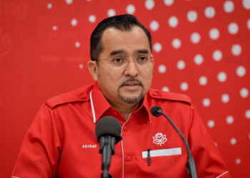 KUALA LUMPUR, 14 Ogos -- Setiausaha Agung UMNO Datuk Dr Asyraf Wajdi Dusuki ketika sidang media sempena Perhimpunan Agung UMNO 2024 di Menara Dato Onn hari ini.

Perhimpunan Agung UMNO 2024 akan diadakan pada 21 hingga 24 Ogos 2024 bertempat di Pusat Dagangan Dunia Kuala Lumpur (WTCKL).

--fotoBERNAMA (2024) HAK CIPTA TERPELIHARA