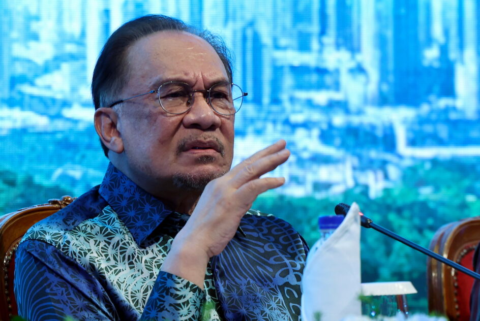 anwar foreign policy