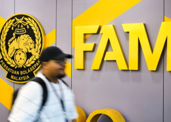 PETALING JAYA, 17 Okt -- Logo FAM di Wisma FAM.

Persatuan Bolasepak Malaysia mengadakan sidang media hari ini berkenaan perkembangan terkini status tujuh pemain bola sepak kebangsaan Malaysia.

-- fotoBERNAMA (2025) HAK CIPTA TERPELIHARA