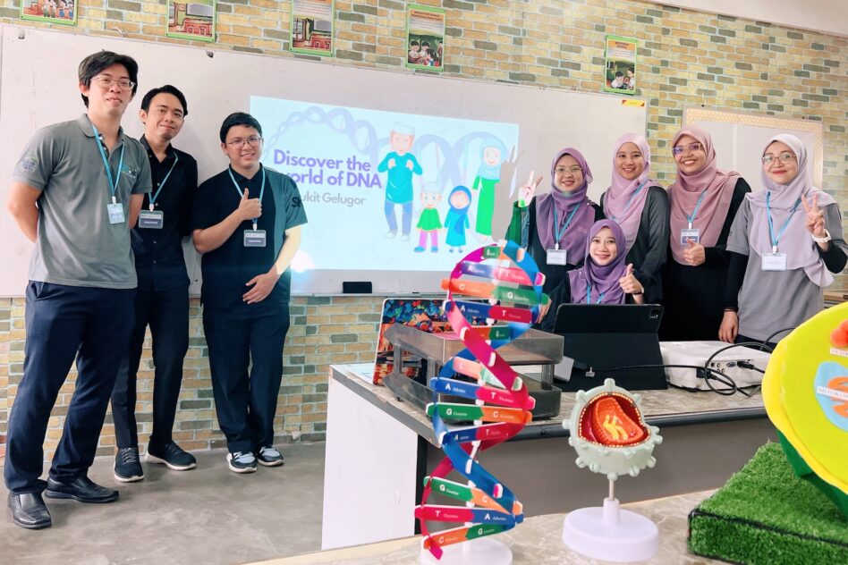 USM introduces the wonders of DNA to Year 6 students of Penang school