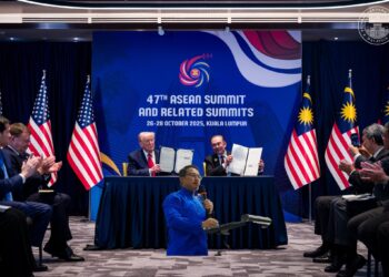 YAB Perdana Menteri, Dato' Seri Anwar Ibrahim semasa Majlis Menandatangani Perjanjian Luar Negeri, Perdagangan Timbal Balik (ART) & MOU tentang Mineral Kritis semasa Sidang Kemuncak ASEAN ke-47 di Kuala Lumpur. 26 Oktober 2025. IZZUDDIN ABD RADZAK/Pejabat Perdana Menteri.

NO SALES; NO ARCHIVE; RESTRICTED TO EDITORIAL USE ONLY. NOTE TO EDITORS: This handout videos may only be used for editorial reporting purposes for the contemporaneous illustration of events, things or the people in the visual or facts men