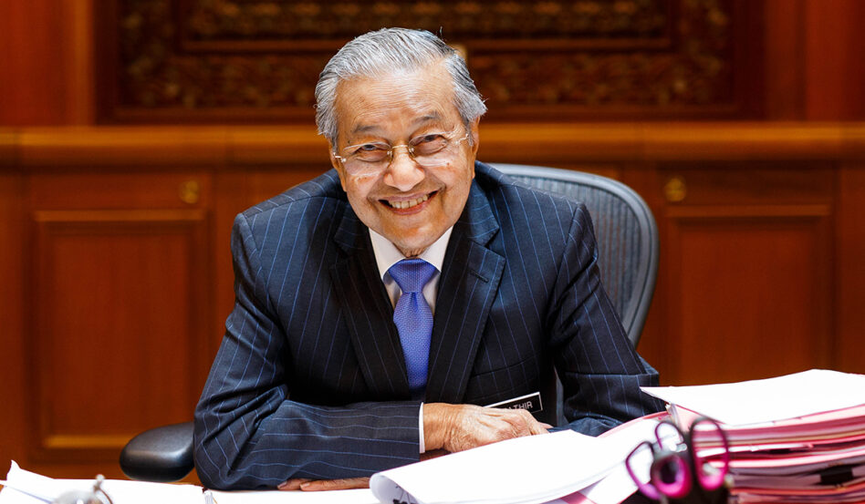 After having a bone to pick with Malaysian Chinese, Tun M now rants