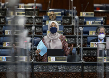 KUALA LUMPUR, 11 April -- Ahli Parlimen Permatang Pauh Nurul Izzah Anwar pada Mesyuarat Khas Penggal Kelima Majlis Parlimen Ke-14 di Bangunan Parlimen hari ini.

--fotoBERNAMA (2022) HAK CIPTA TERPELIHARA