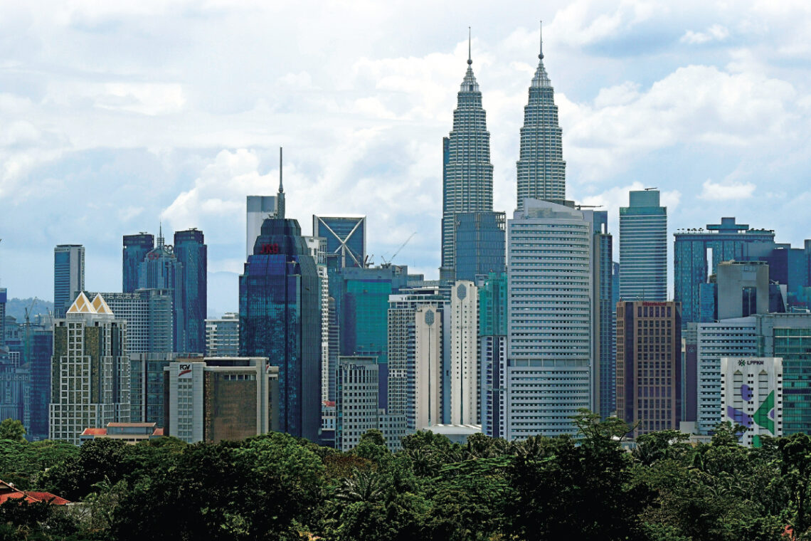 Malaysia’s Economy Surges In Q1 2024, Exceeding Expectations