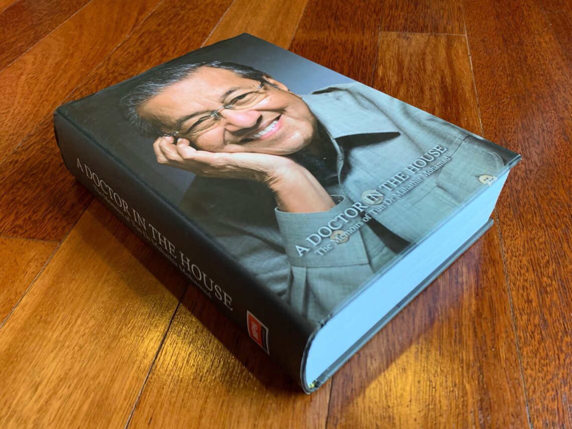[Image: Tun-Mahathir-Book-1-1140x855.jpg]