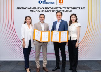 (L-R): Mandy Phang, Group Head, Brand, Communications & Sustainability, Asia OneHealthcare; Anwar Anis Anis Ahmad, Chief Commercial Officer, Asia OneHealthcare; How Lih Ren, Chief Business Officer, U Mobile; and Esther Chan, Head of Corporate Segment, U Mobile.