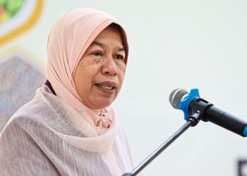 Parti Bangsa Malaysia (PBM) would wait for an official decision from Barisan Nasional on its application to join the coalition before coming out with any backup plan, says Datuk Zuraida Kamaruddin. — THOMAS YONG/The Star