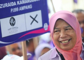 PBM candidate, Datuk Zuraida Kamaruddin at the GE15 P.099 Ampang nomination day at Dewan Dato Ahmad Razali on November 05.AZMAN GHANI/The Star