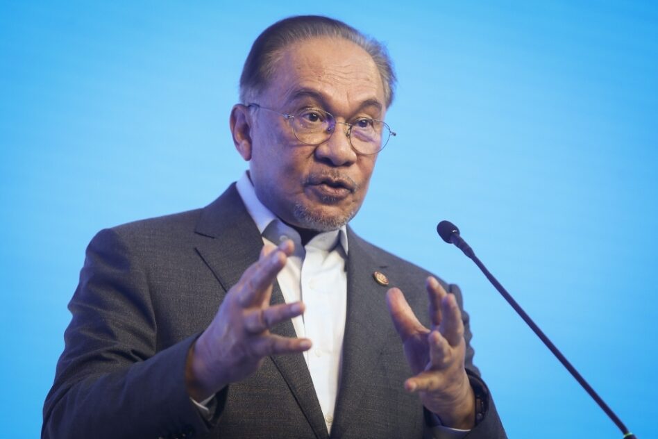 Anwar shrugs off Thai general’s jibe as ex-Indonesian president cringes at Trump’s role in peace signing
