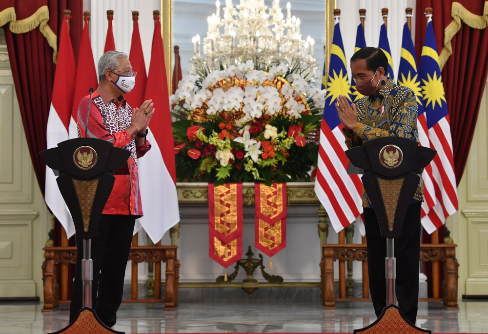 M’sia-Indonesia Ties Vital To Make Malay Official ASEAN Language , Rais ...